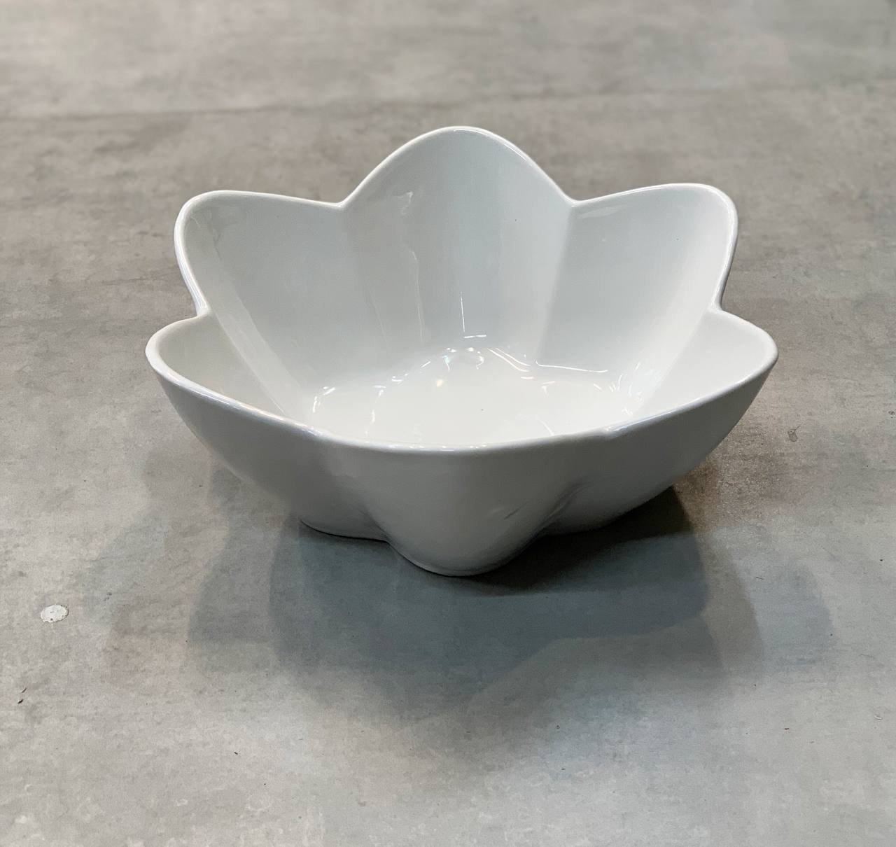 کاسه طرح گل سرامیکی